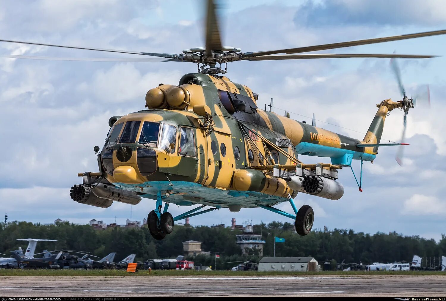 Ми-8 вертолёт. Вертолёт ми-8 АМТШ. Ми-171 АМТШ. Грузовой вертолёт ми-8. Цена вертолета ми8