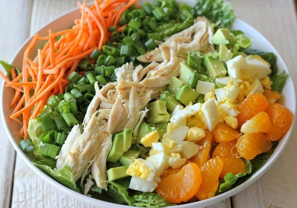 Овощной салат. Овощной салат на праздничный. Салат с мандаринами. Салат с майонезом. Какой салат можно положить