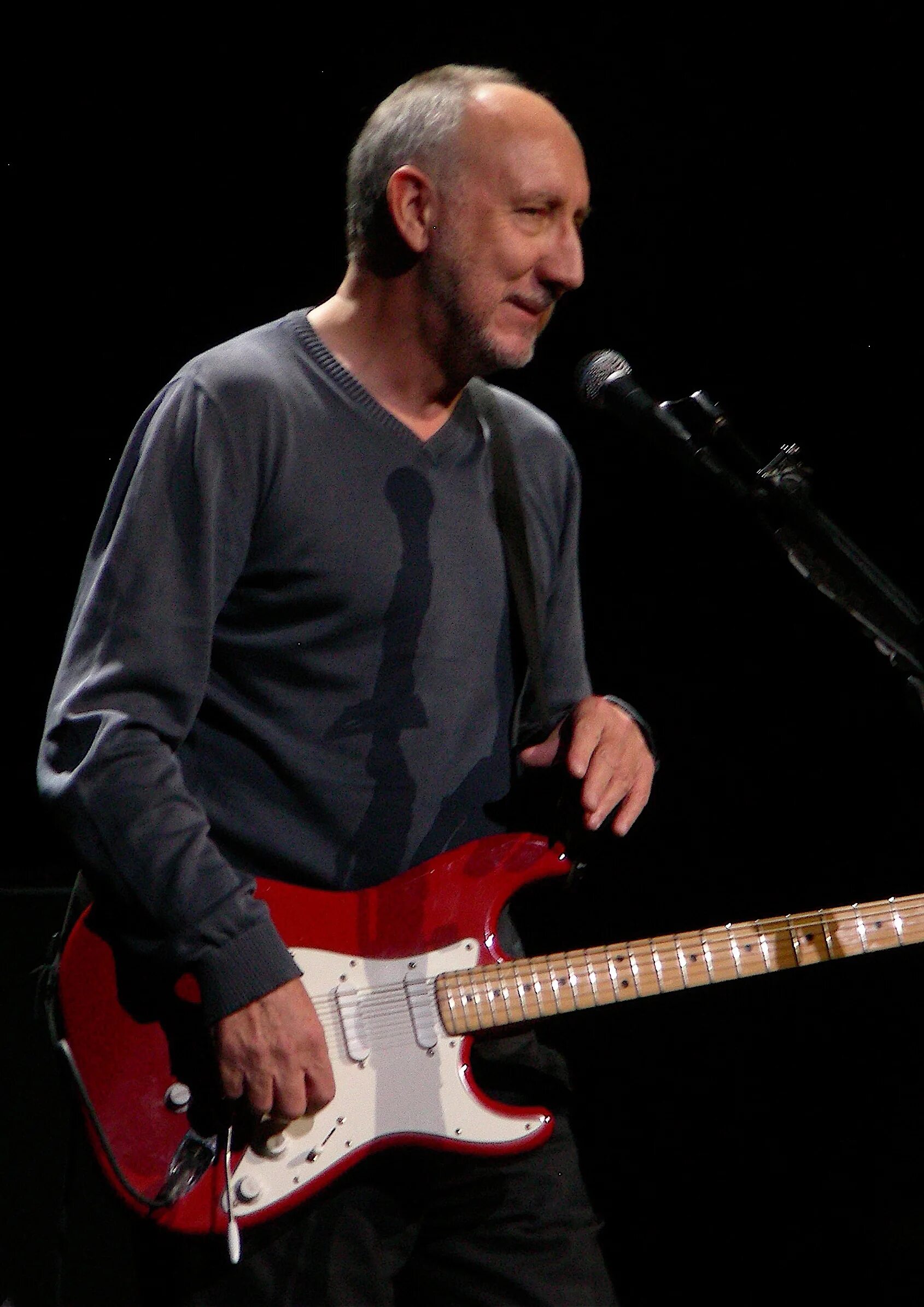 Pete townshend. Пит Таунсенд британский гитарист. Пита Таунсенда. Пит Таунсенд 2023.