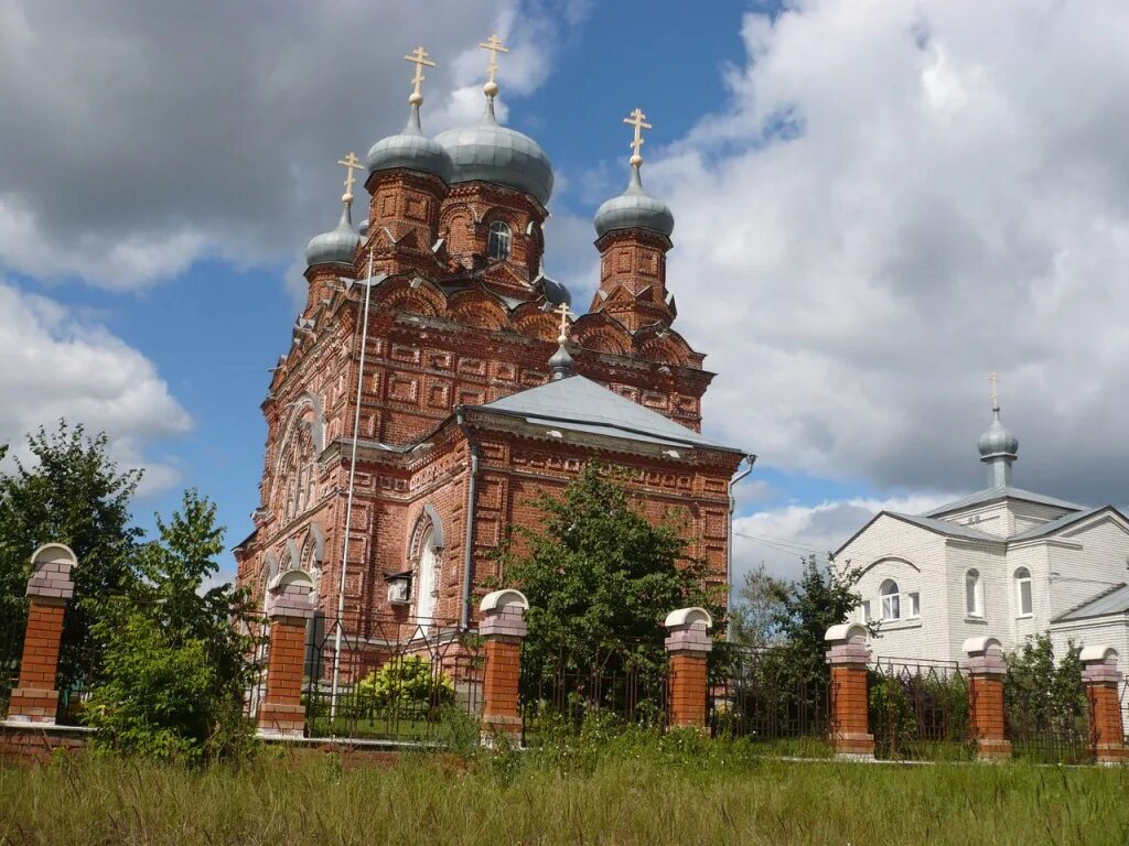 Погода в володарске нижегородской на 14 дней. Храм в Решетихе Нижегородской области. Решетиха Церковь Николая Чудотворца. Решетиха Володарский район. Храм Николая Чудотворца в Дзержинске Нижегородской области.