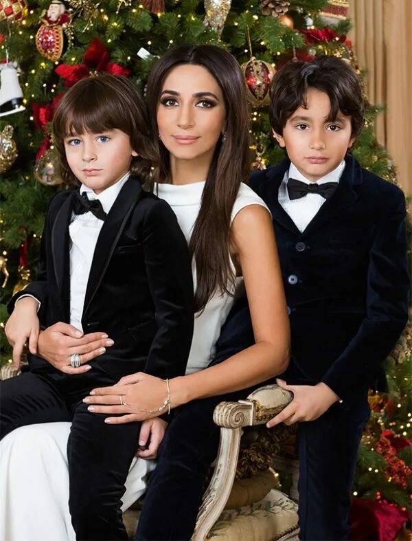 Зара певица муж. Семья певицы зары. Зара мгоян семья. Зара певица муж. Семья певицы зары.