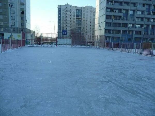 Каток с натуральным льдом, Москва, осенний бульвар, 16, корп. 2. Каток Москва линейный проезд 9. Харьковский пр-д 9. Авито россия катки