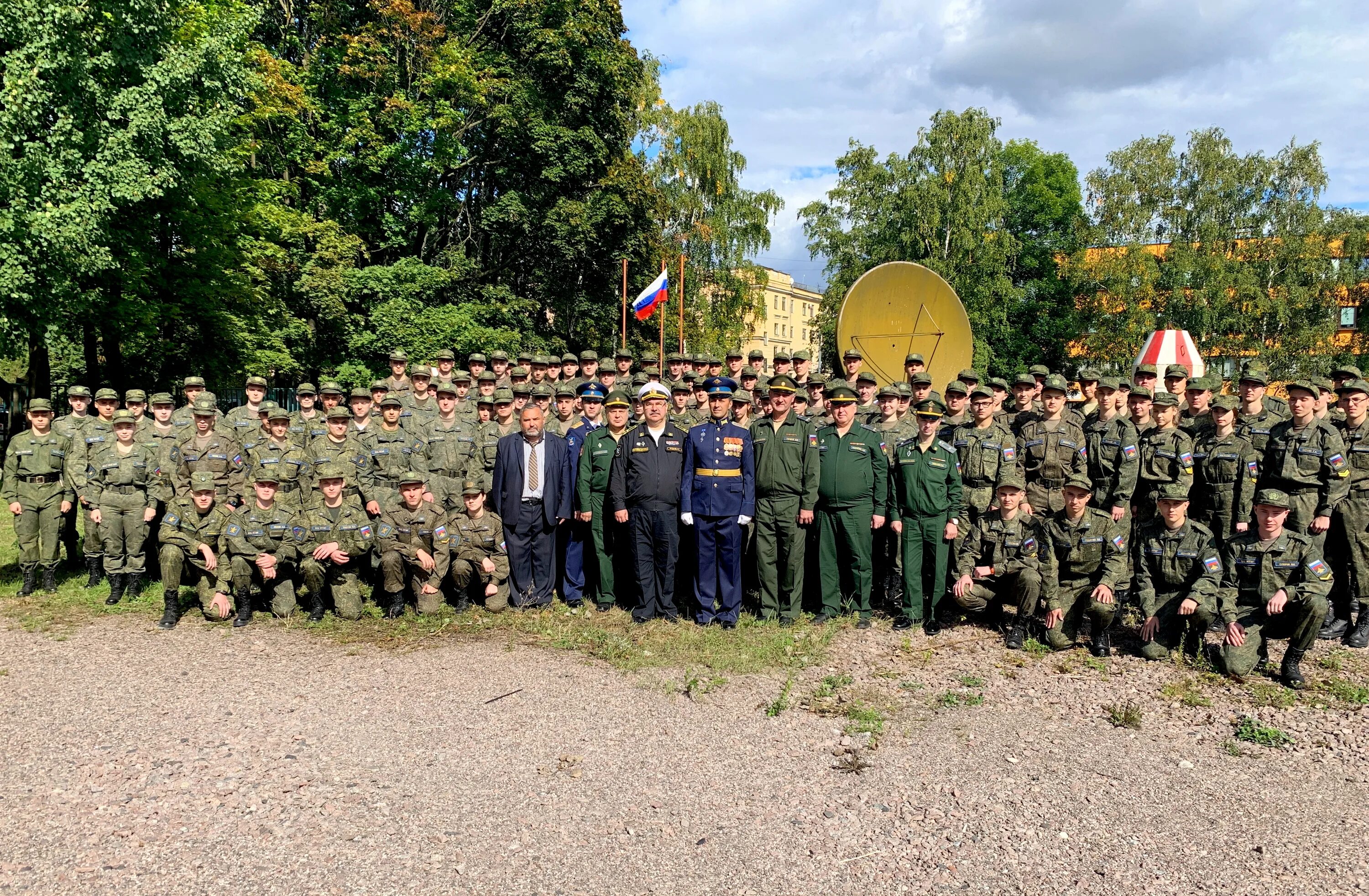 календарь дежурных караулов на 2022 год мчс график. день выпускника омской академии мвд.