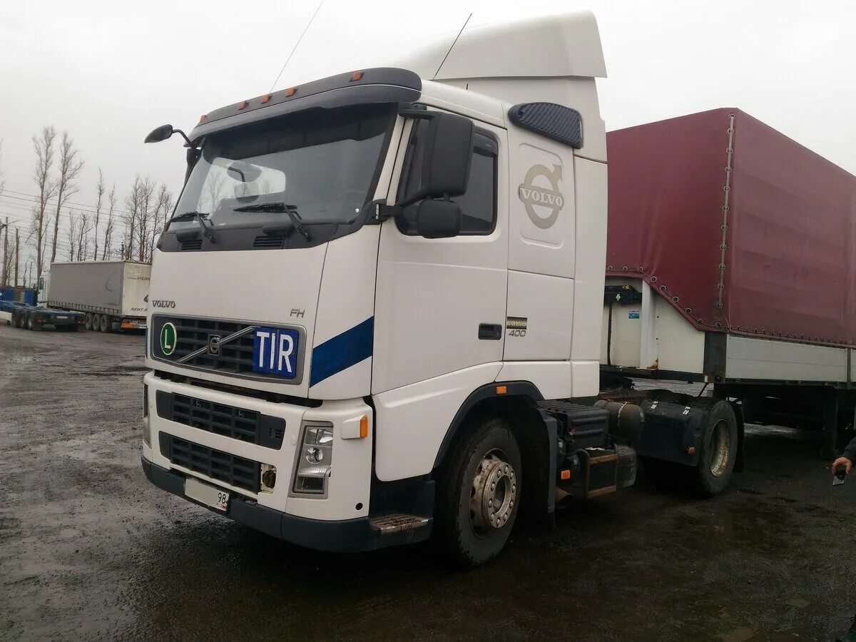 Вольво 2006 купить. Volvo FH 2006. Вольво 2006 год тягач. Седельный тягач Вольво 2006 интерьер. Вольво тягачи новые 2023.