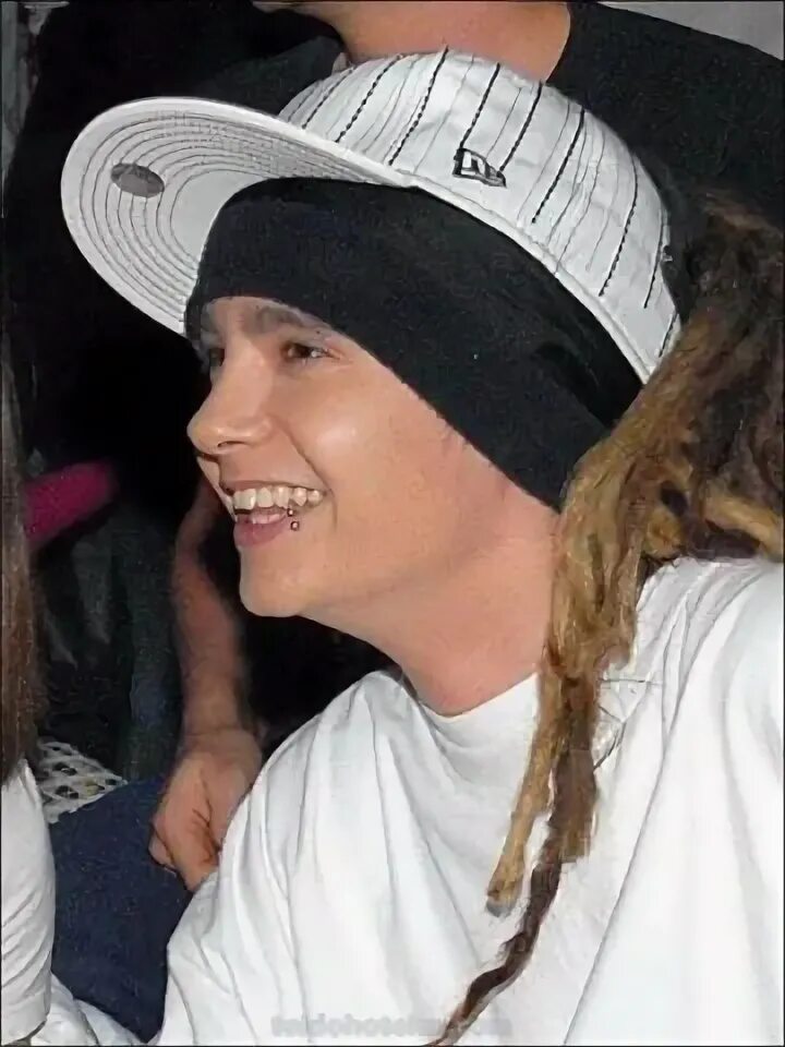 Tokio hotel билл каулитц 2007. Tom kaulitz 2007. Токио хотел билл и том каулитц. Tom kaulitz 2005. Том каулитц 483 фанатка.