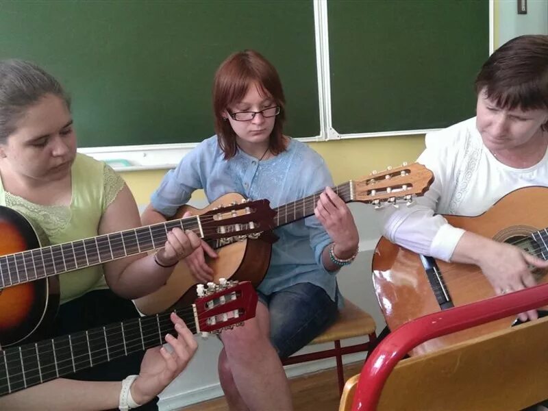 репетитор по гитаре москва