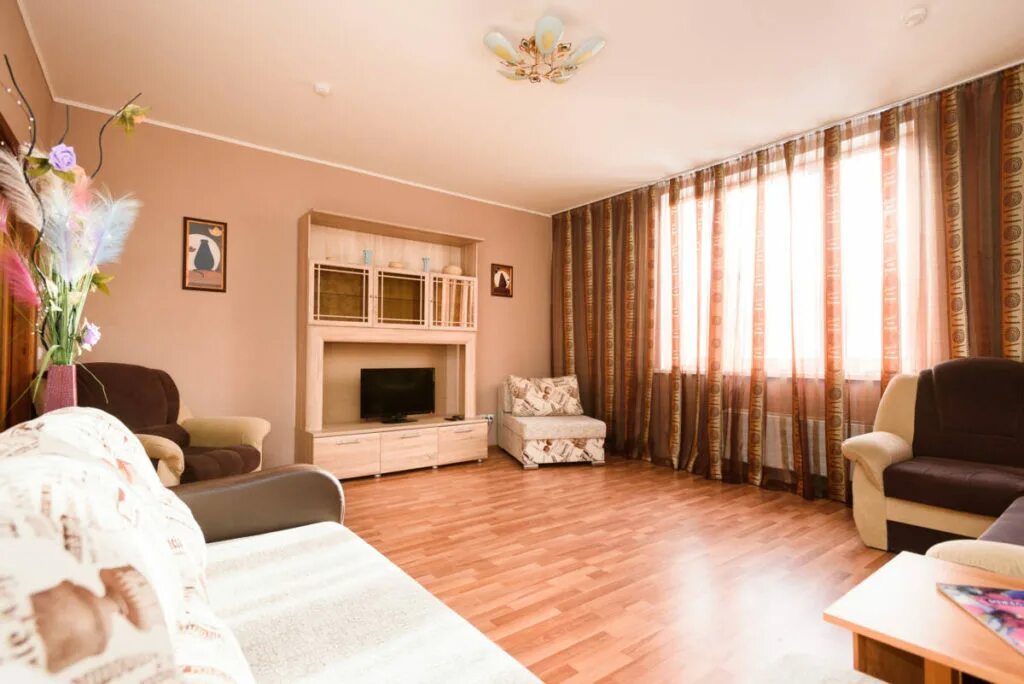 Бажова 68. 1 комнатная квартира в екатеринбурге в центре. 1 квартира екатеринбург недорого. 1 комнатная квартира екатеринбург. Однокомнатная квартира в екатеринбурге.