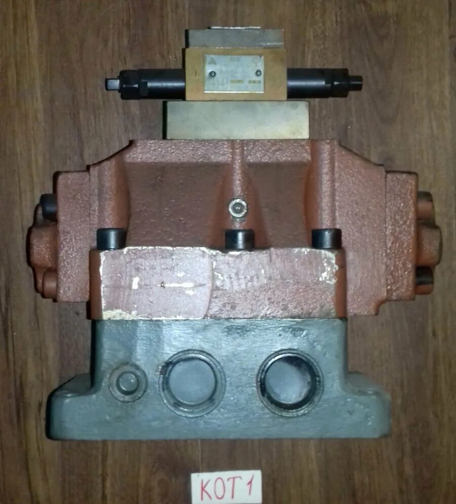 Распределя м. 3рэ 50м-80кэ-18 гидрораспределитель. 3706 распределитель зажигания. Распределитель д4012. Распределитель двухпозиционный взрывозащищенный рдв-4.