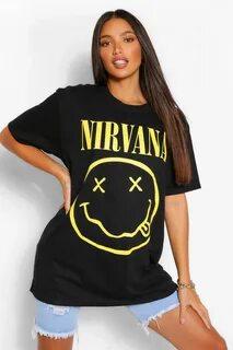 Spray Face Oversized Licensed T-Shirt in 2022 Teenage fashion outfits, Wome...