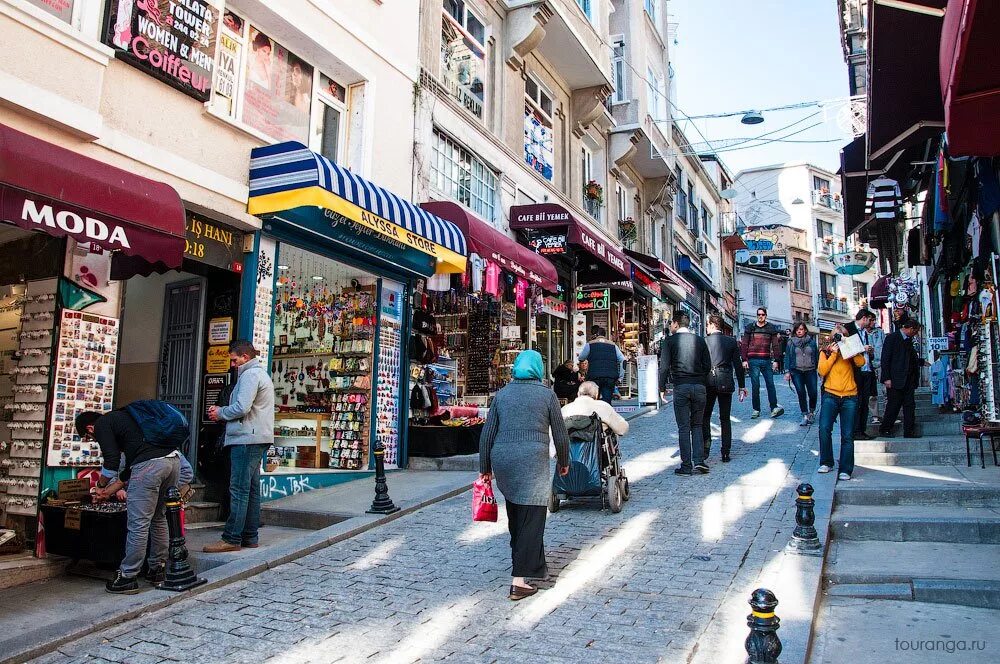 ночной стамбул улицы. истиклал стрит стамбул. прогулочная улица стамбула. турецкие улочки стамбула. балат стамбул фото.