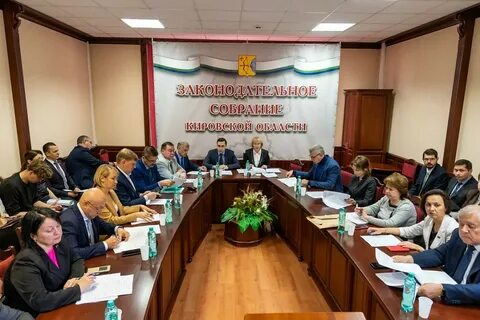 Депутаты кирова