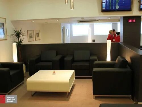 Бизнес зал lounge key шереметьево. Лаунж аэропорта белград. Вип зал аэропорта города нью-йорк. Атлантическая зал. Вип зал аэропорта домодедово.
