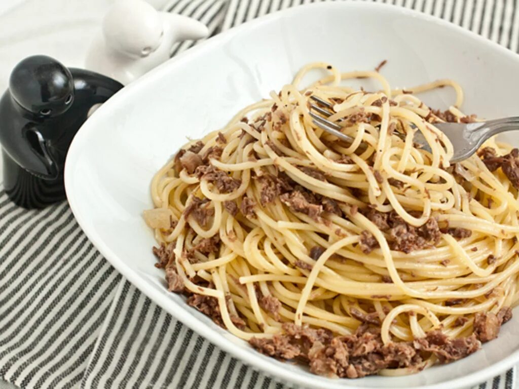 Как готовить лапшу с фаршем. Букатини по флотски. Как готовить лапшу с фаршем. Лапша с фаршем на сковороде. Макароны пафлоцки.