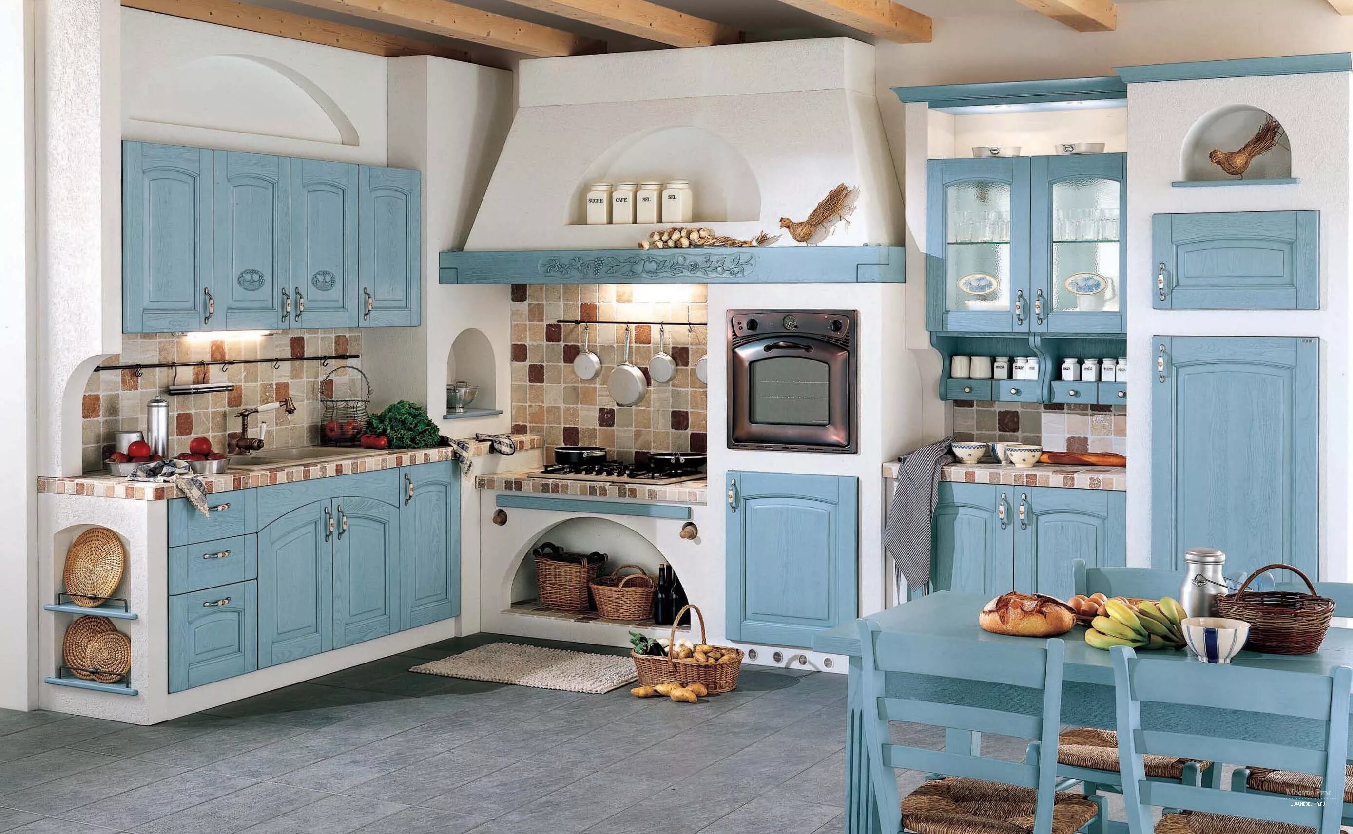 Кухня в Тосканском стиле Кантри. Голубая кухня Прованс Антарес. Кухня Кантри Прованс Неоклассика голубая. Кухни Кантри Прованс.