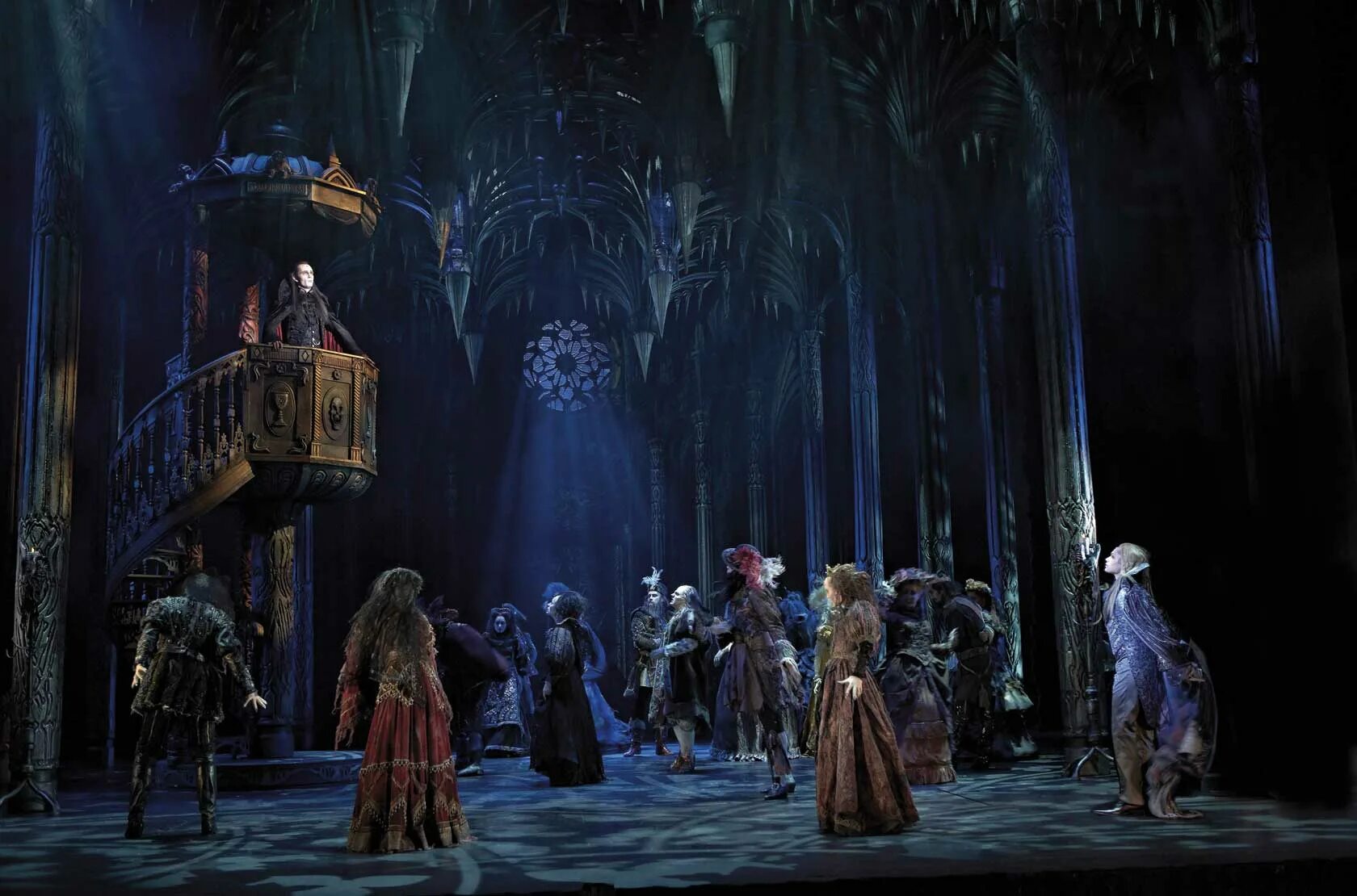 Иван ожогин tanz der vampire. Марк зайберт бал вампиров. Бал вампиров 2024. Бал вампиров 2024. Бал вампиров ожогин 2019.