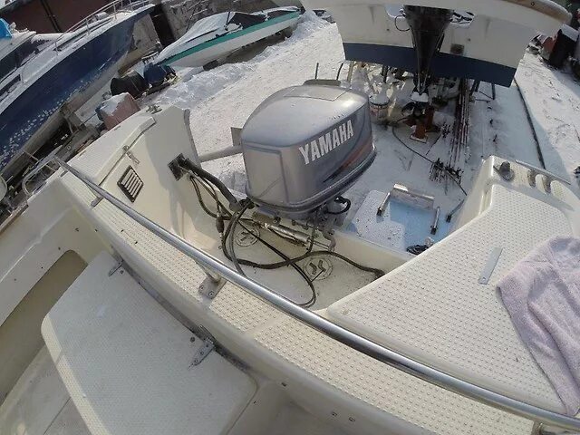 Вмк роса александрия завидово. Катер crownline 180. Катер bella 9000. Катер кортес владивосток. Катер m30.