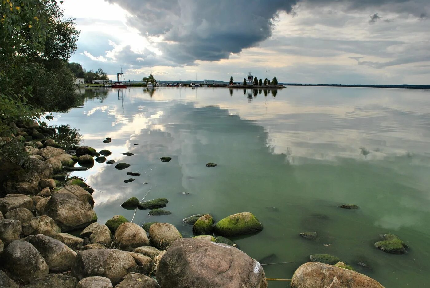 Минские моря цены. Заславское водохранилище. Заславское водохранилище Минск. Заславское водохранилище пляжи. Минское море в Белоруссии.