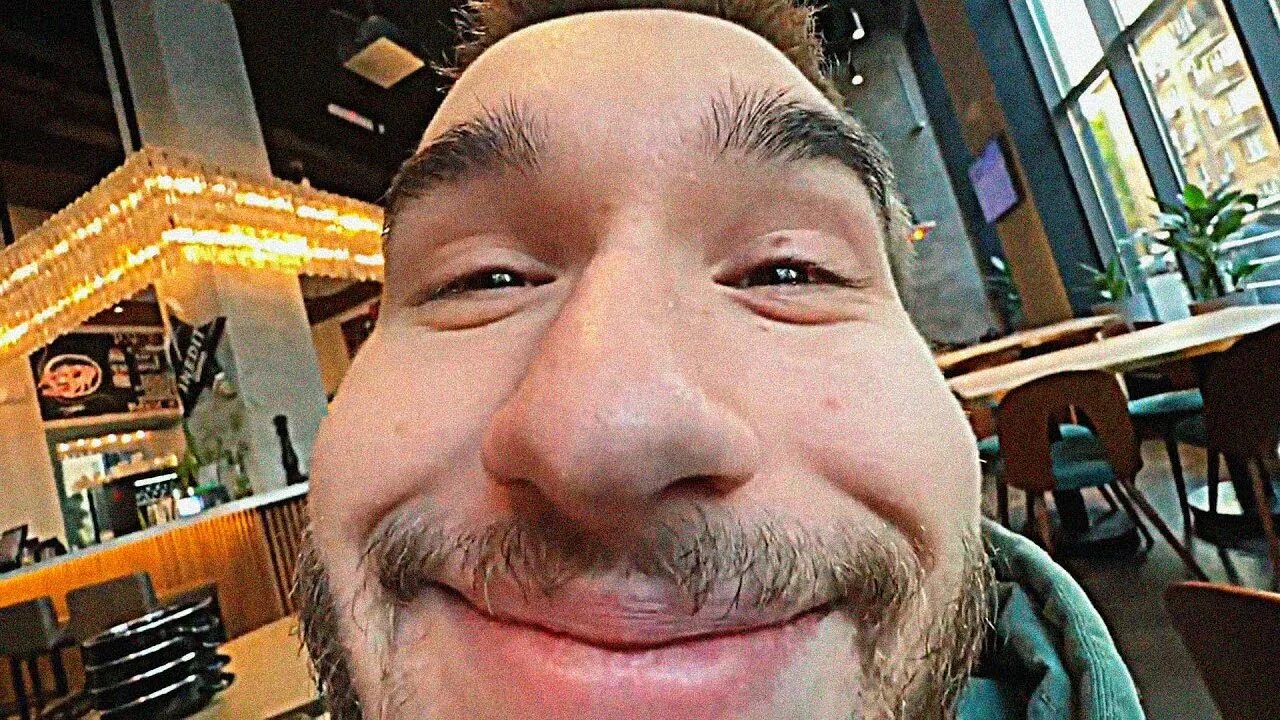 Мем про деда вы напугали деда. Смайл фейс домофон. Смайл фейс домофон. Смайл фейс домофон. Смайл фейс домофон.