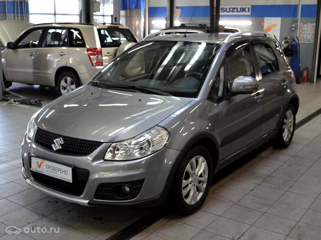 Сузуки сх4 поколения. Suzuki sx4 1 Рестайлинг. Сузуки сх4 1 поколение Рестайлинг. Сузуки sx4 первое поколение. Suzuki sx4 2 поколение.