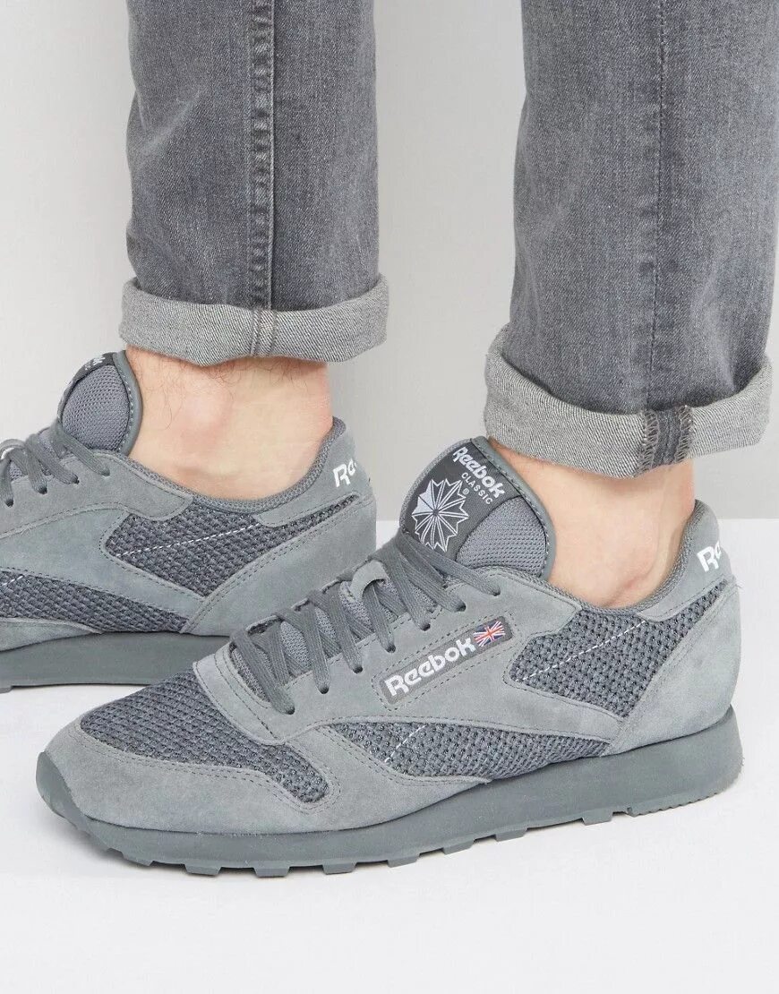 Reebok серые кроссовки. Reebok Classic Grey. Solid Grey Reebok Classic. Мужские кроссовки серые Reebok gw7776. Кроссовки мужские Reebok Classic серые.