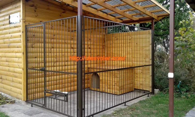 Вольер для ротвейлера. 3х4. Вольеры для собак уличные. Завод велес вольер для собак. Вольер для алабая 2*2.