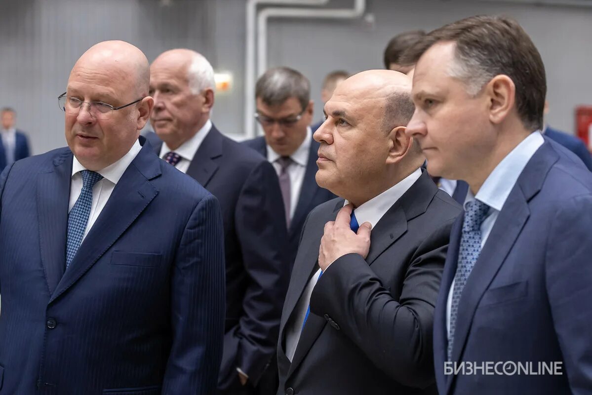 Королев вадим владимирович пао туполева. Управляющий директор туполев. Управляющий директор туполев. Поезд метро москва. Конюхов силовые машины генеральный директор.