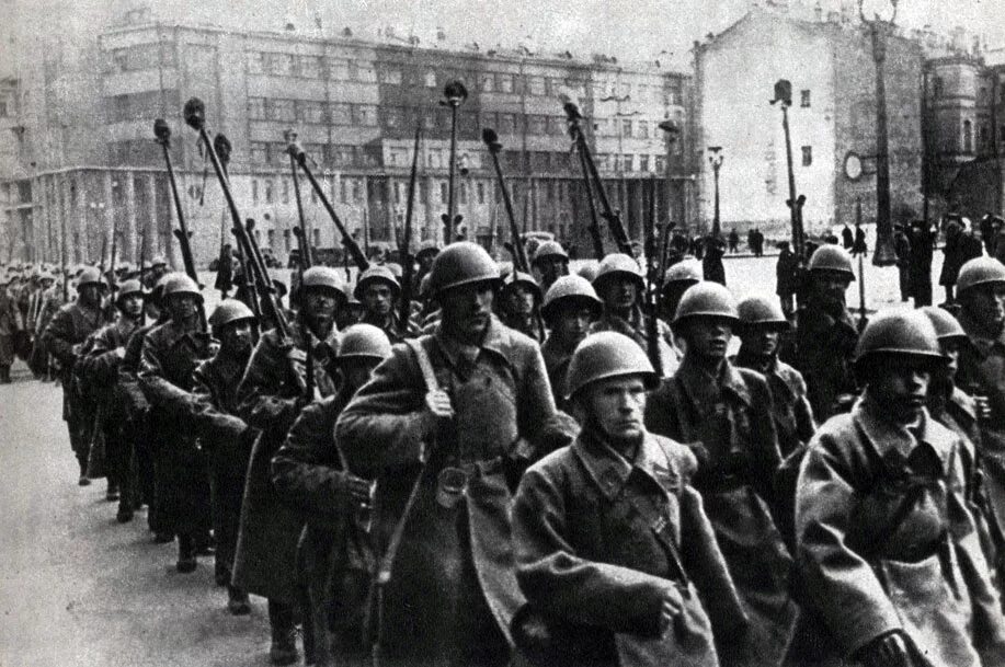 Осенью 1941 г ввиду. Солдаты народного ополчения ВОВ. Ополчение Москва 1941.