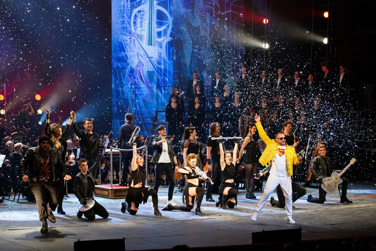 Музыкальный театр ростов симфорок. Андрей иванов дирижер ростов на дону. Симфорок в ростове на дону музыкальный театр. Симфорок 3. Музыкальный театр симфорок.