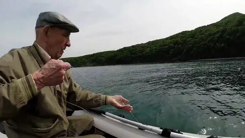 Блогерша дед рыбак видео