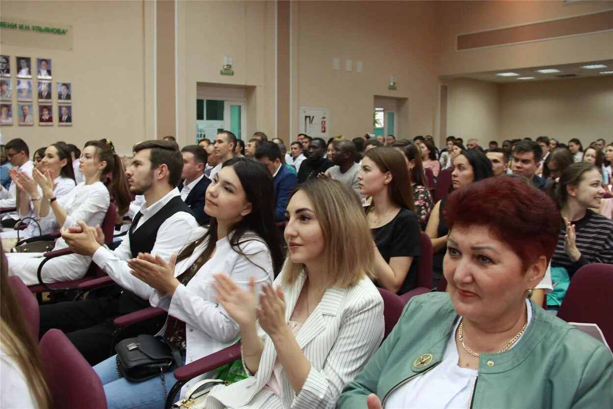 Сайт чгу г чебоксары. Медфак чгу чебоксары. чгу им ульянова медицинский факультет. институт ульянова чебоксары. чгу медфак кафедры.