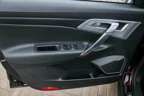 Дверь geely atlas
