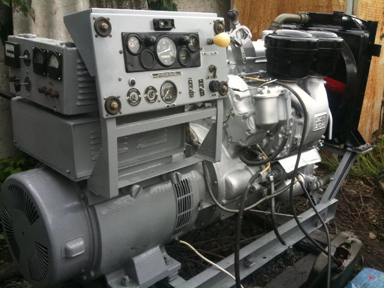 дизельный генератор тсс ад-11с-т230-2p. армейский дизель генератор ад10. дизельный генератор тсс ад-12с-т400. 5/11. дизельный генератор ад 20 т230.