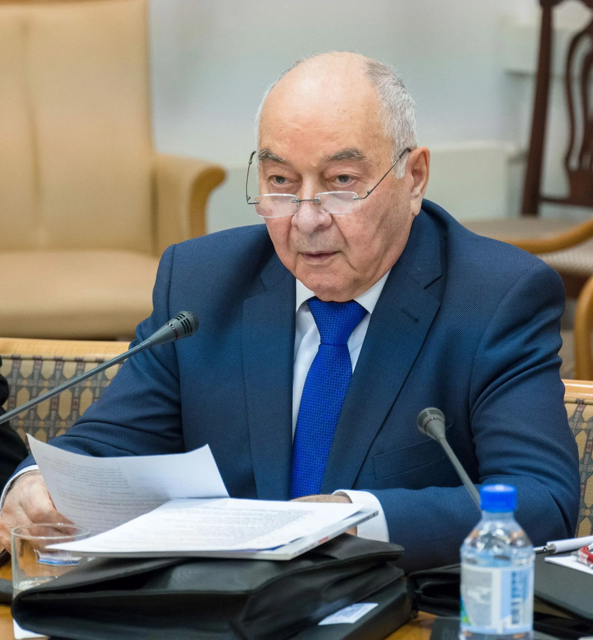 доку завгаев 1990. ахмар завгаев. доку гапурович завгаев. ахмед гапурович завгаев. доку гапурович завгаев 96 год.