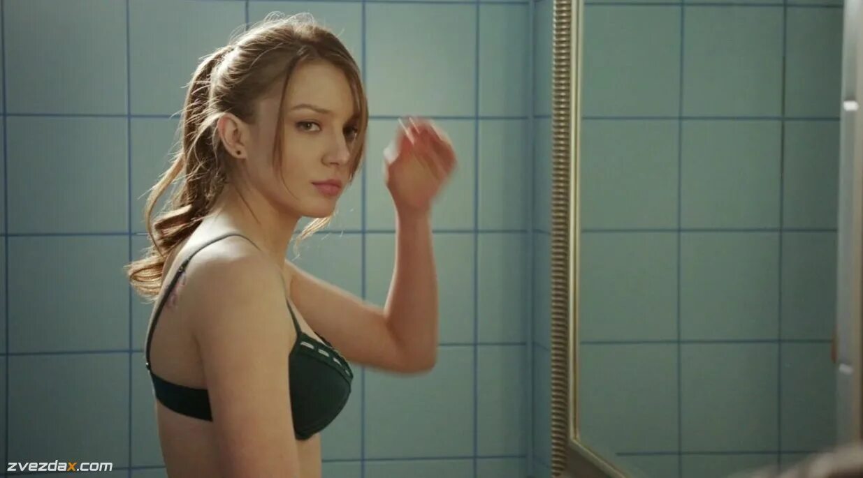 Катя из кухни горячие. Валерия федорович горячие. Валерия федорович maxim. Валерия федорович слив. Валерия федорович maxim.