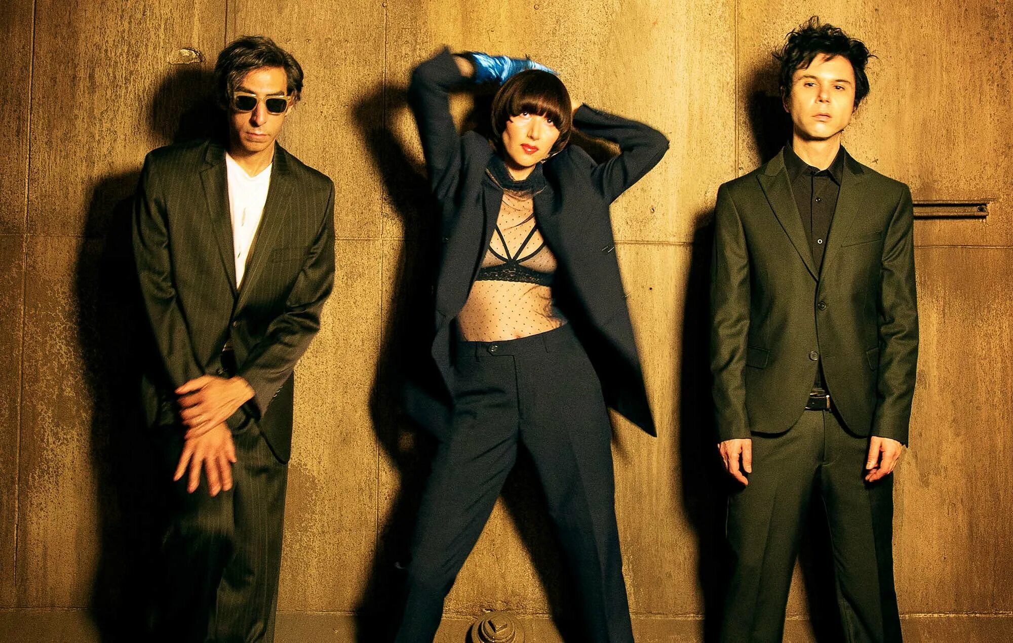 Way yeah yeah yeah. Yeah yeah yeahs. yeah yeah yeahs burning official video. yeah yeah yeahs - maps. yeah yeah yeahs cool it down.