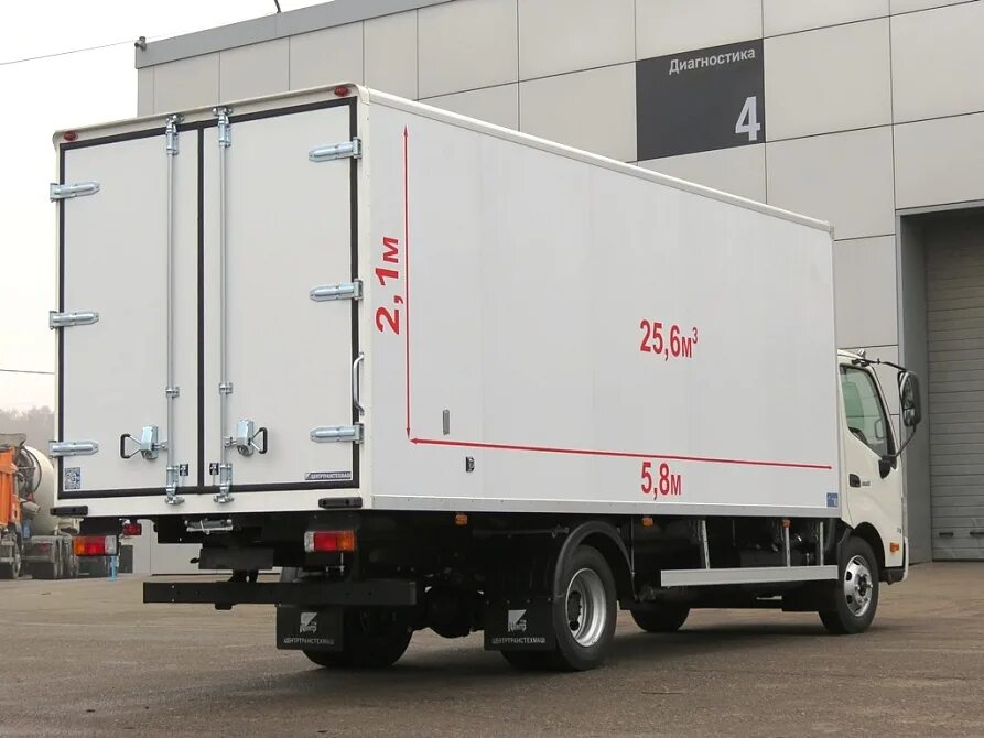Рефрижератор габариты. Hino 300-730 dlx. хино 300 фургон габариты. габариты хино 300 рефрижератор.