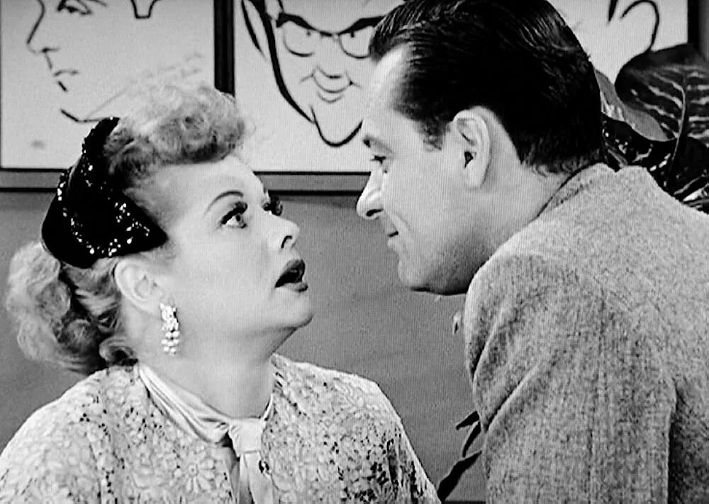 Я люблю люси 1951. I Love Lucy 1951. «Я люблю Люси» (1951–1957, США) «Пуаро. «Я люблю Люси» i Love Lucy (1951-1957), CBS. Кадры я люблю Люси.