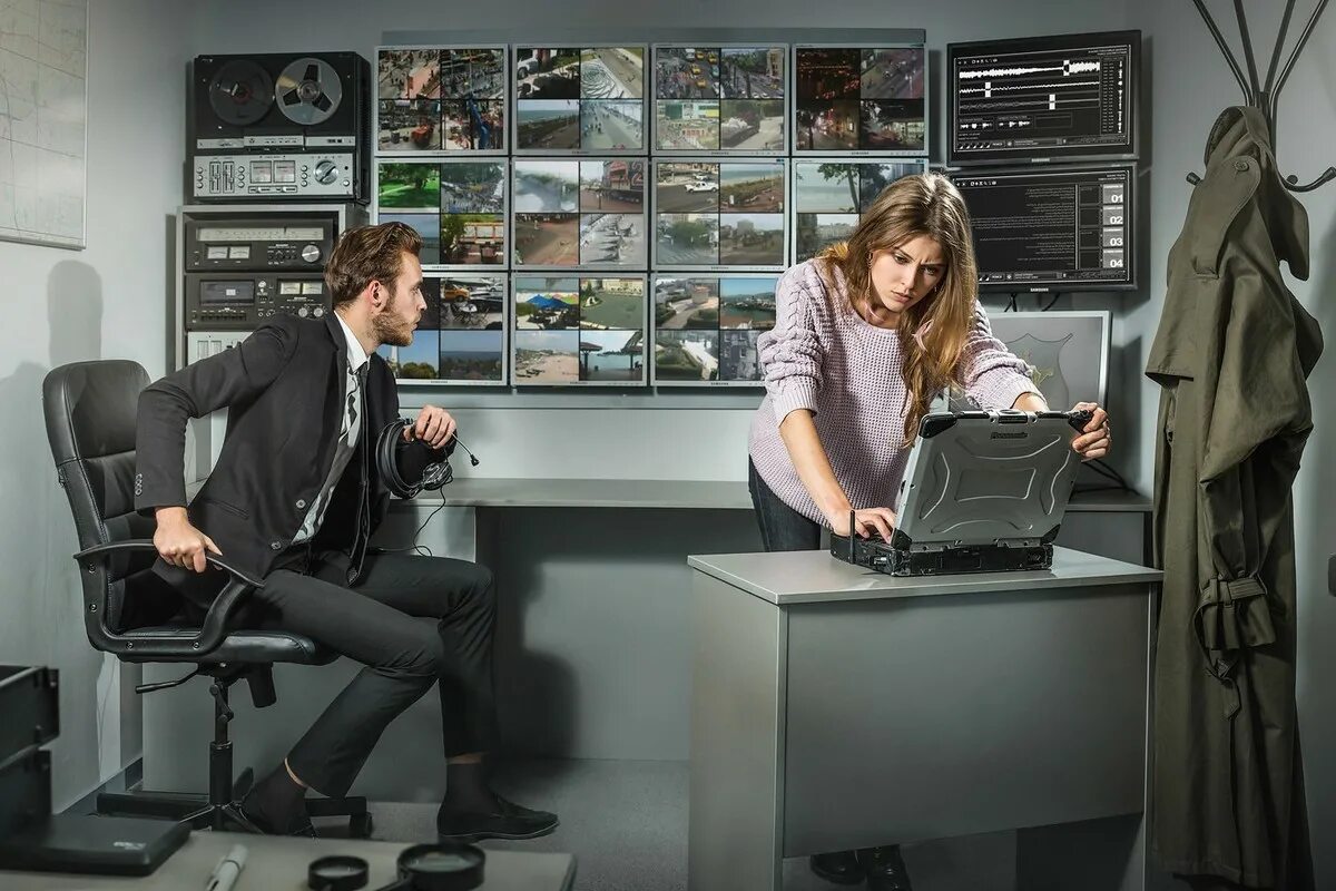 Фильм кингсмен секретная служба. Секретная служба работа. Секретная служба фильм 2015. Мерлин марк стронг. Кингсмен секретная служба.