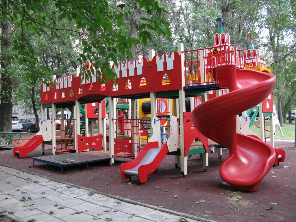 Где детские площадки
