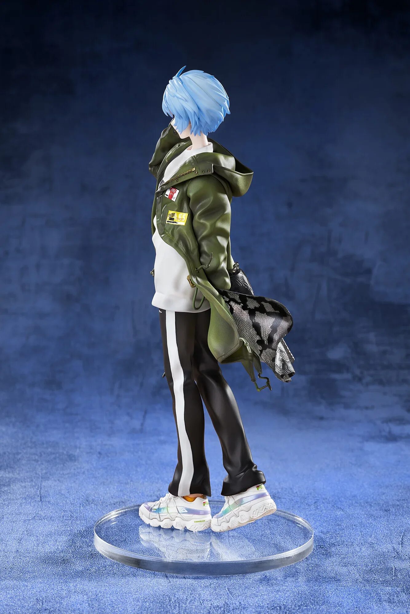 Radio eva original. Фигурки ver. Ayanami rei radio eva. Каору в полный рост. Фигурка аски евангелион.