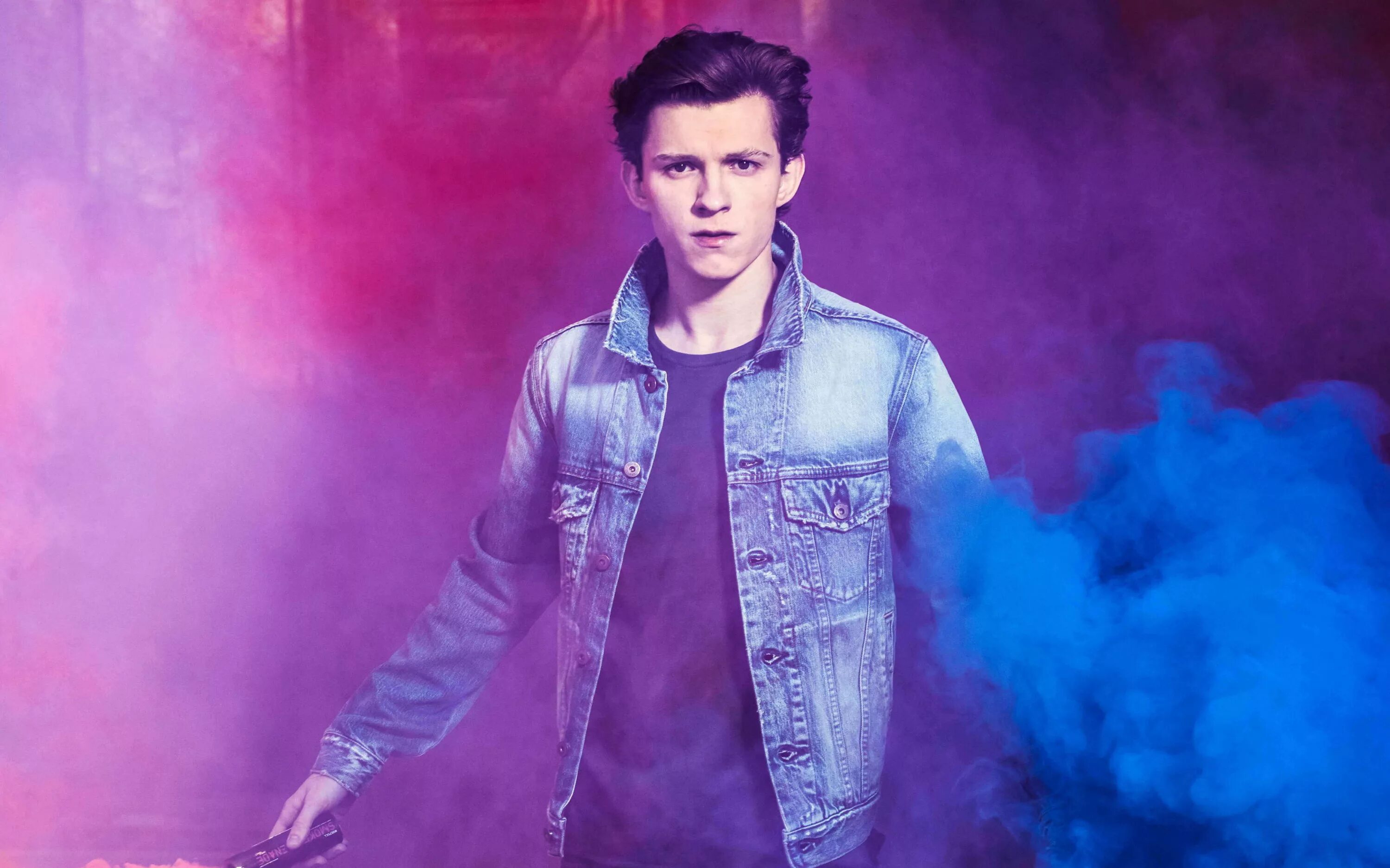 Том холод. Tom Holland. Том Холланд 4к. Tom cold