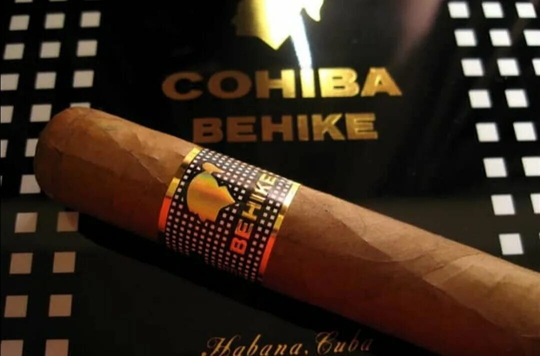 Коробка самых дорогих сигар в мире стоит. Коиба бехике. cohiba habana cuba сигары. сигары фидель кастро кохиба. cohiba behike 2006.