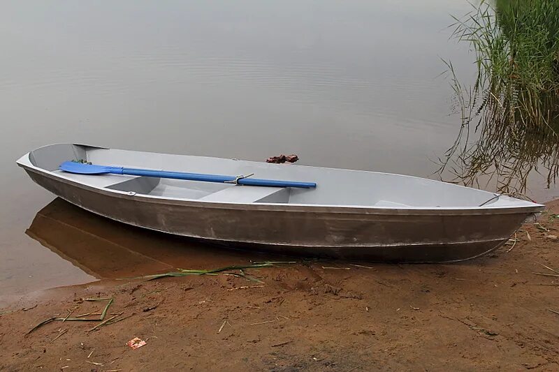 Длинные моторные лодки. Тактика 460 prosport. Катер windboat. Длинные моторные лодки. Моторная лодка ks-500.