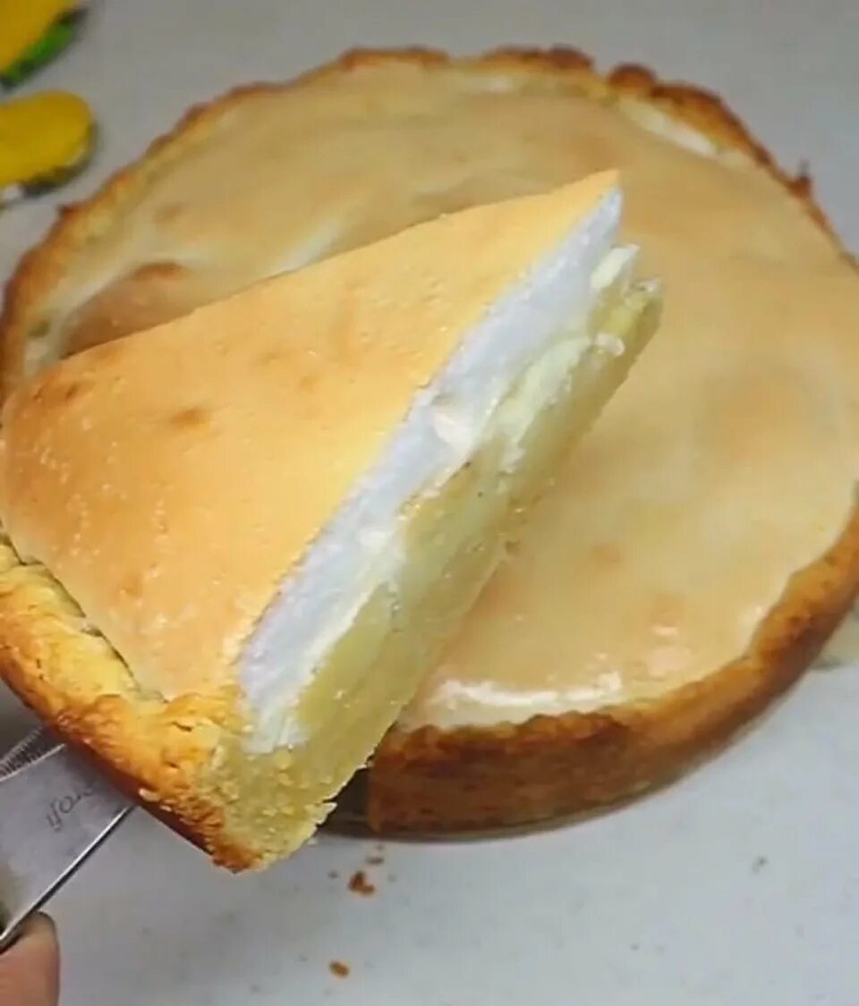 Кухня банановый пирог. Пирог с бананом. нежный пирог с бананами. вкусный банановый пирог. самый вкусный банановый пирог.