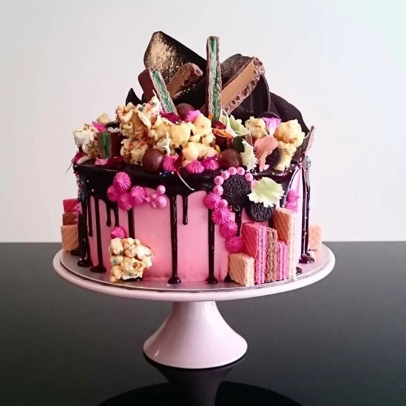 Оригинальное фото на день рождения. Красивые торты. Торт для девушки. Необычные торты. Красивые торты на день рождения.