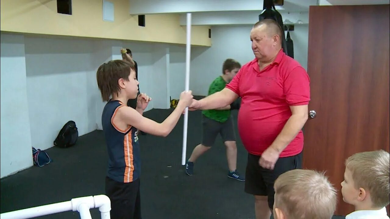 Тренер бийск. Спорт бийск баскетбол. Тренер бийск. Дмитрий ваничкин. Кубок барса бийск 2023.