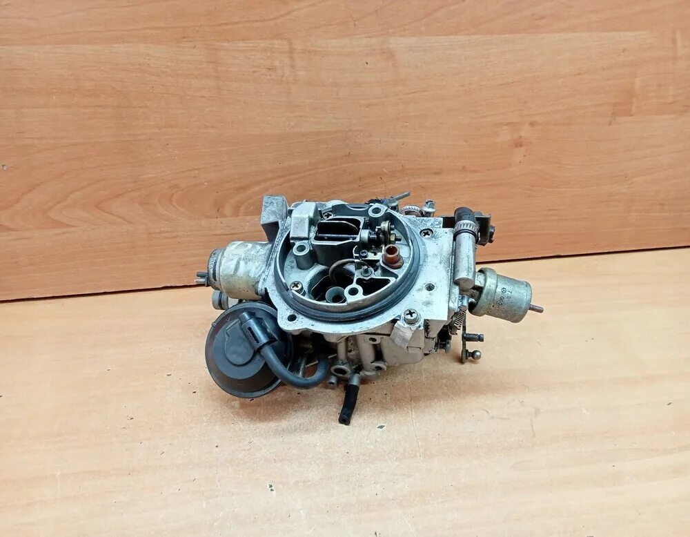 Карбюратор на мерседес е190. Карбюратор stromberg 175 cd. Карбюратор мерседес 190 w201. Карбюратор мерседес 280. Мерс карбюратор.