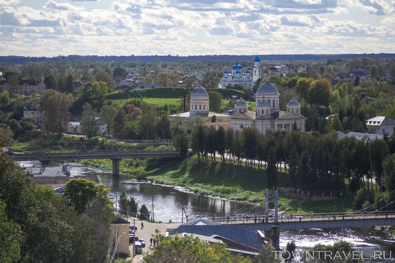 Население города торжок. Города Торжок парк. Торжок достопримечательности. Город Торжок вид сверху.