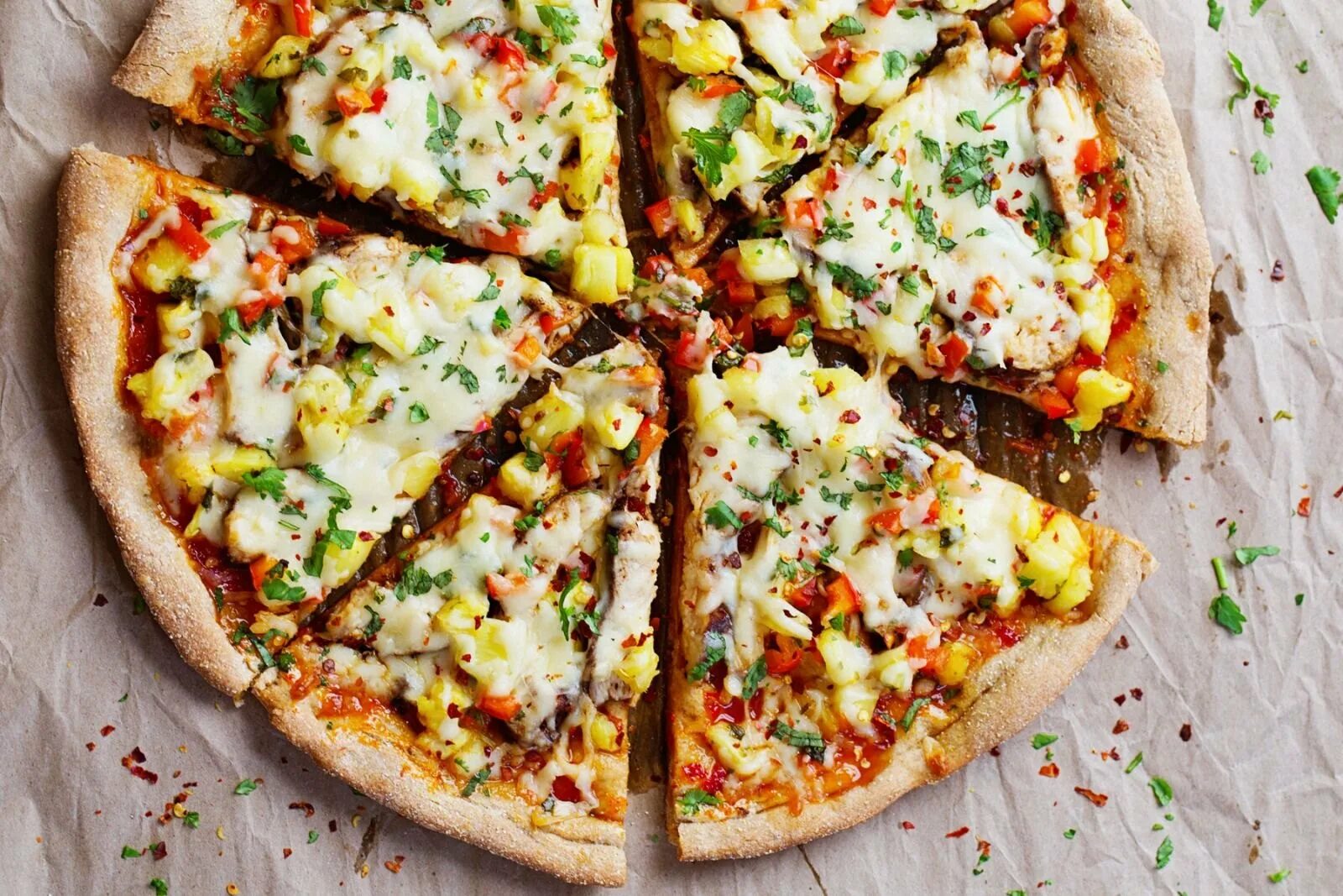 Пиццтоп. Красивая пицца домашняя. Пицца и правильное питание. Чем полезна пицца. Пицца на тефлоновом коврике.