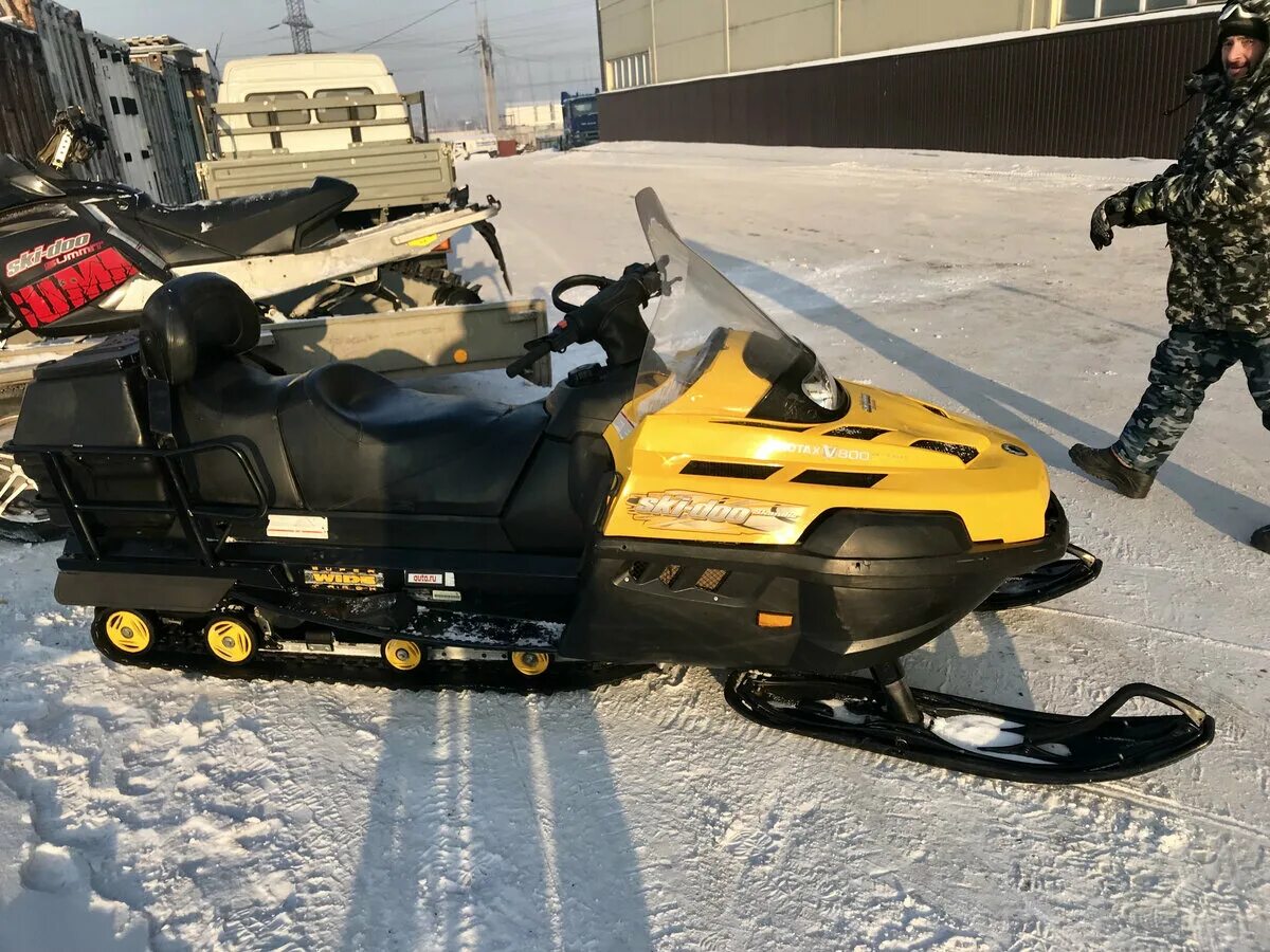 Brp v 800. Снегоход брп армеец 800. линкс армеец 800. брп линкс арми 800. ski-doo lynx 800.